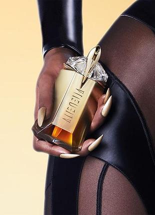 Mugler alien goddess intense розпив оригінал