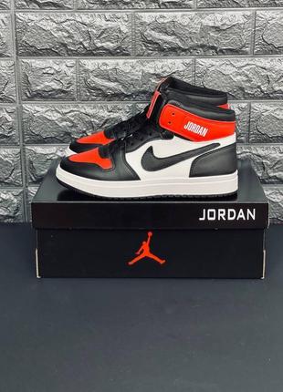 Кросівки jordan retro 1 жіночі, стильні зручні кросівки9 фото