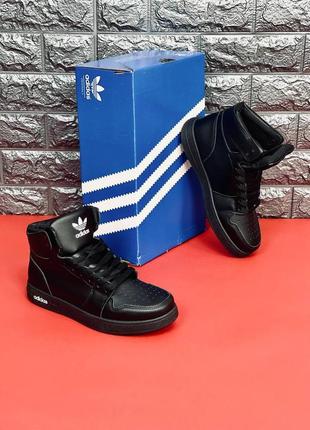 Кросівки adidas жіночі, чорні універсальні кросівки адідас2 фото