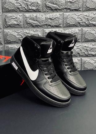 Кросівки жіночі jordan retro 1, чорні універсальні кросівки