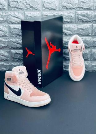 Кросівки jordan retro 1 жіночі, стильні модні кросівки3 фото