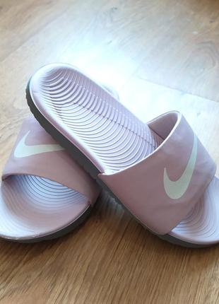 Шлепанцы 37-37,5р. nike