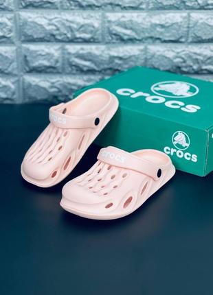 Шльопанці жіночі crocs, рожеві пляжні шльопанці сланці крокси3 фото