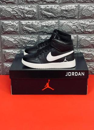 Кросівки jordan чоловічі, чорні стильні зручні кросівки8 фото