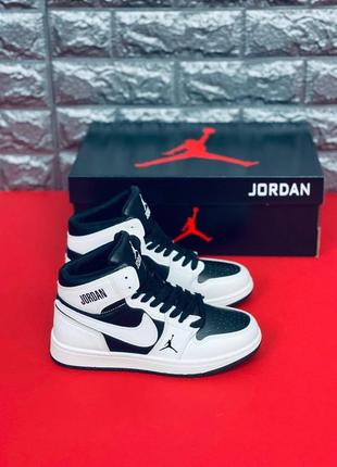 Кросівки jordan retro 1 жіночі, стильні зручні кросівки3 фото