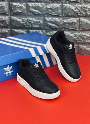 Кросівки чоловічі adidas, чорні класичні кросівки адідас2 фото