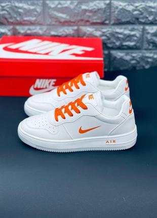 Кросівки чоловічі nike low af1, білі модні кросівки найк6 фото