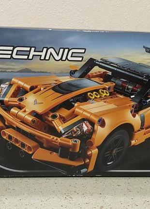 Конструктор lego technic chevrolet corvette zr1 579 деталей (42093)