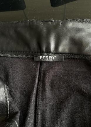 Эко кожаные брюки мом, утепленные, размер л4 фото