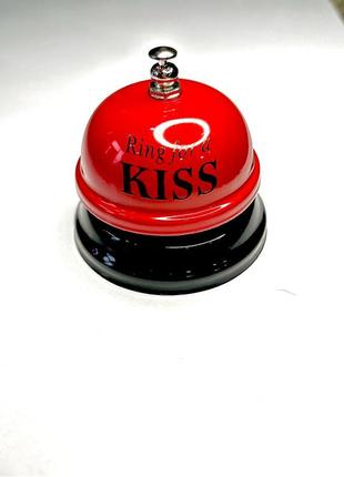 Подарунок з гумором ring for kiss, настільний дзвінок для поцілун