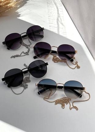 Солнцезащитные очки женские с цепочкой  защита uv4003 фото