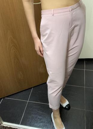 Пудровые брюки