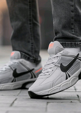 Кросівки nike zoom vomero 5