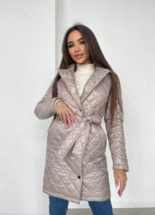 Жіноче стильне пальто стьобане 42-48рр. женское пальто diana  тм10 фото