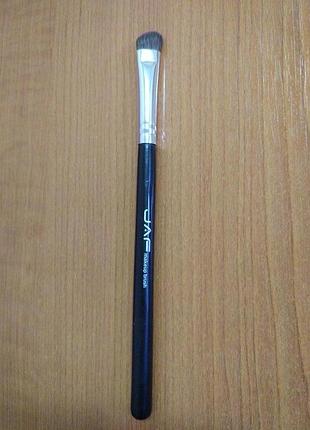 Кисть для макіяжу очей jaf