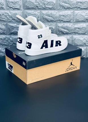 Кросівки зимові air jordan 23 чоловічі, білі класичні кроси4 фото