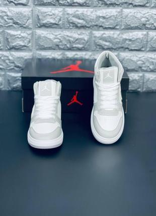 Кросівки air jordan retro жіночі, кросівки снікерси хайтопи4 фото