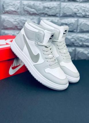 Кросівки жіночі nike mid light, стильні універсальні кроси1 фото