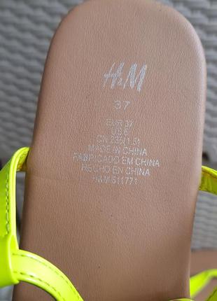 Лаковые неоновые сандали вьетнамки босоножки h&m5 фото