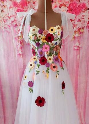 Весильное платье в украинском стиле..