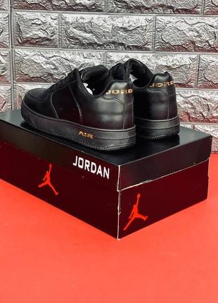 Кросівки чоловічі jordan, класичні чорні кроси джордан6 фото