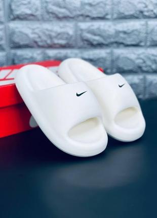 Шльопанці жіночі nike ultra benassi slides, білі капці найк