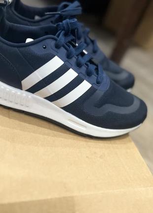 Кросівки adidas оригінал розмір 36,5 устілка 23,7