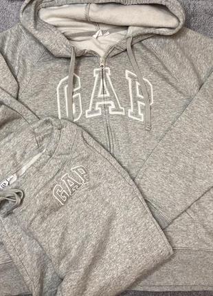 Спортивний костюм gap