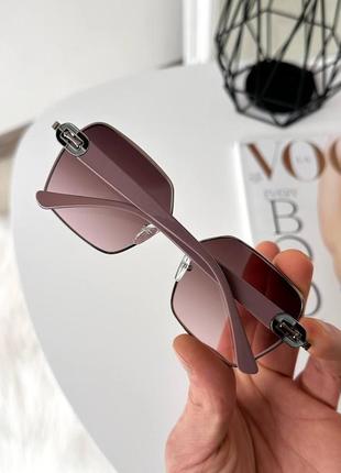 Сонцезахисні жіночі окуляри металева оправа квадратні6 фото