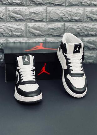 Кросівки чоловічі jordan retro 1, чорно-білі кросівки джордан3 фото