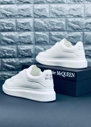 Кросівки жіночі alexander mcqueen, стильні білі зручні крос5 фото