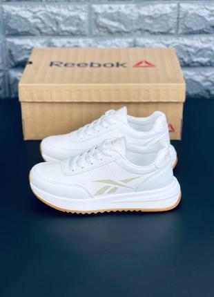 Reebok classic кросівки жіночі, стильні зручні кроси рибок5 фото