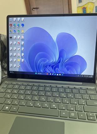 Ноутбук! швидка продажа! microsoft surface laptop go 2