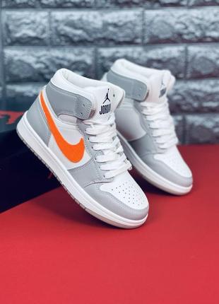 Кросівки жіночі nike air jordan, зручні кросівки джордан