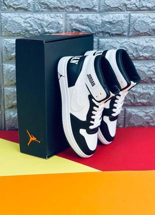Jordan кросівки чоловічі, чорно-білі стильні кросівки джордан7 фото