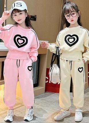 Стильний костюм