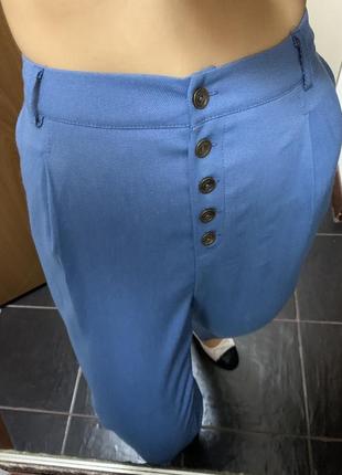 Голубые брюки6 фото