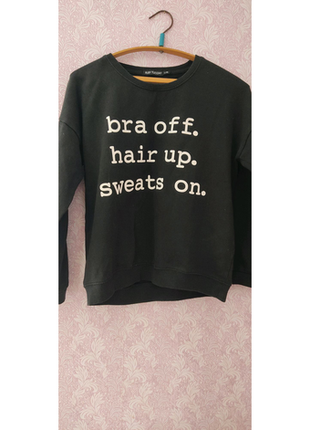 Жіноча чорна кофта