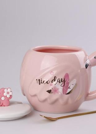 Чашка керамическая 500 мл фламинго с крышкой и ложкой nice day2 фото