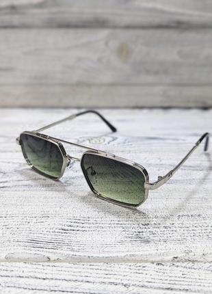 Сонцезахисні окуляри чоловічі, зелені в сріблястій металевій оправі (без брендових)