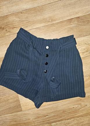 Шорти з кишенями