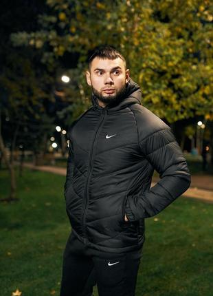 Весена куртка nike 2