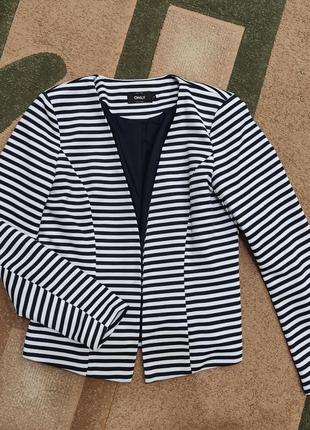 Пиджак жакет блейзер пиджак с,м размер 42,44 полоскатый в полоску2 фото
