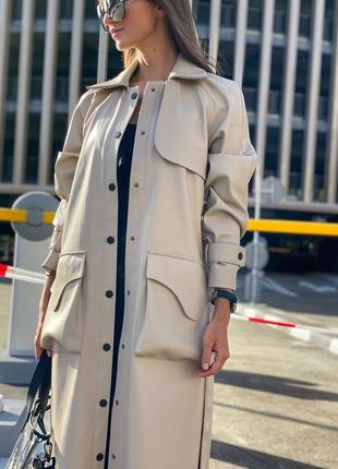 Есть видео тренчкот плащ эко кожа длинный с поясом беж черный