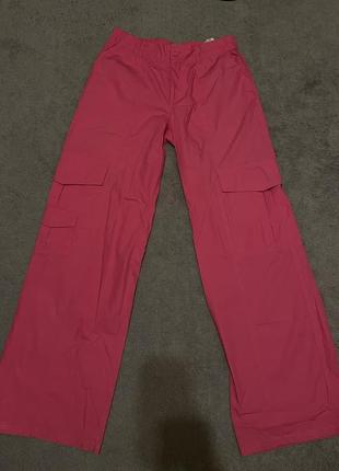 Ярко розовые брюки, брюки карго, парашюты1 фото
