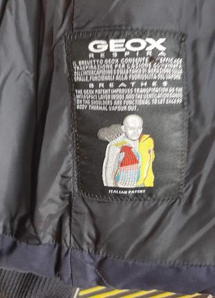 Жіноча демісезонна куртка geox р. 465 фото