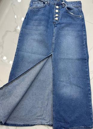 Жіноча якісна синя джинсова спідниця міді із розпіркою6 фото