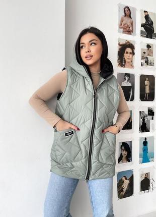 Жіноча стьобана весняна жилетка,женская тёплая весенняя жилетка,безрукавка,жилет тепла тёплая