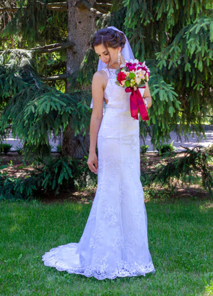 Продам весільні сукні