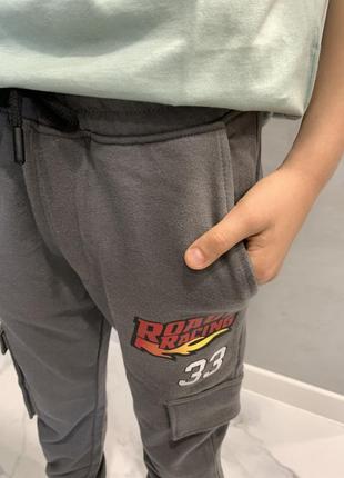 Спортивные джоггеры